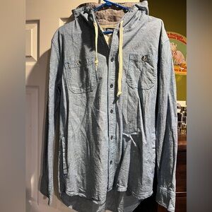 NWOT Modern Amusement Blue Lightweight Denim Shirt Jacket